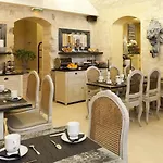 Hotel Des Ducs D'anjou 4*
