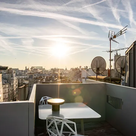 فندق ديس دوكس دأنجو 4*