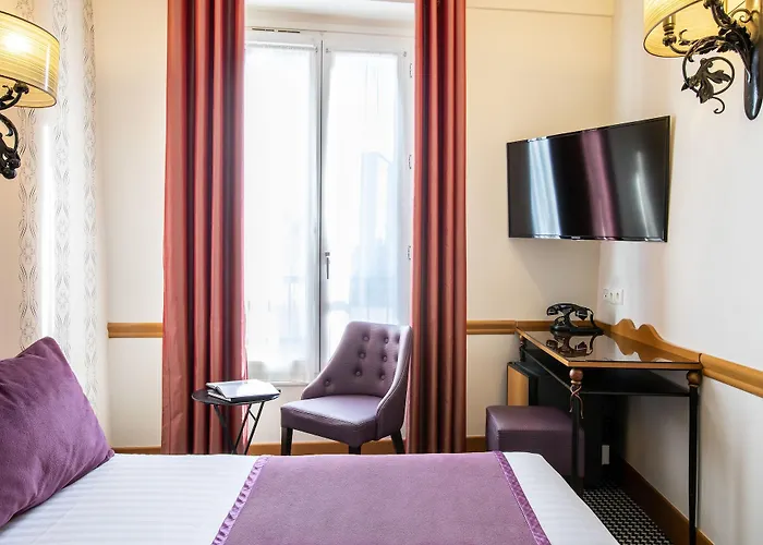 Отель Des Ducs D'anjou 4*