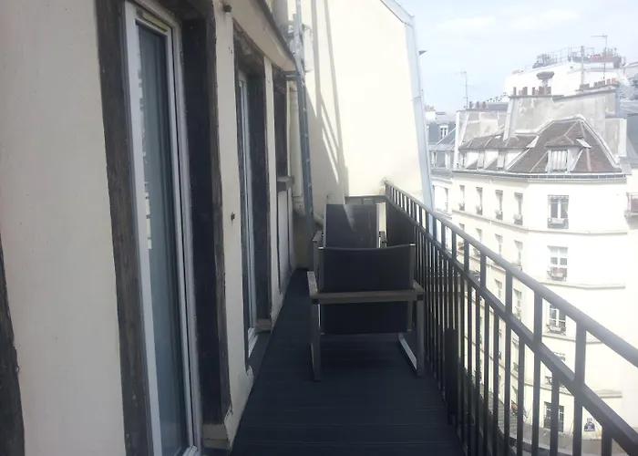 Отель Des Ducs D'anjou 4*