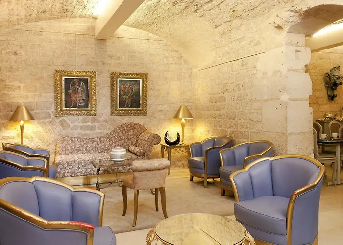 Отель Des Ducs D'anjou