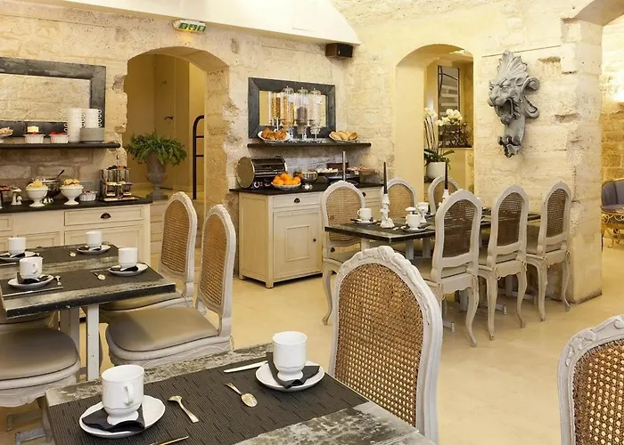 Отель Des Ducs D'anjou 4*