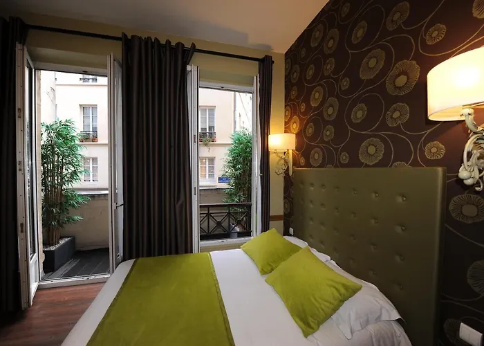 Des Ducs D'anjou 4* Париж